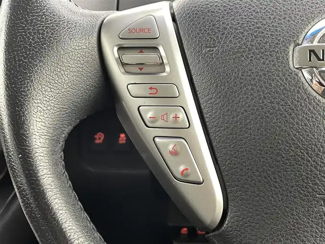 日産 セレナ ライダー BラインS HVAセーフ 福島県 2014(平26)年 6.4万km ブリリアントホワイトパール 衝突軽減/・車線逸脱警報/・踏み間違い防止/・クリアランスソナー/純正SDナビ/全方位カメラ/・バックカメラ/両側パワースライドドア/クルーズコントロール/LEDオートライト/・フォグライト/3列シート/・ロールサンシェード/・ウォークスルー/純正アルミホイール付きサマータイヤ/革ステアリング/・ステアリングリモコン/純正フロアマット/純正ドアバイザー/電動格納ミラー/・ウィンカーミラー/前後ドラレコ/ETC/アイドリングストップ/プッシュスタート/・スマートキー/・スペアキー