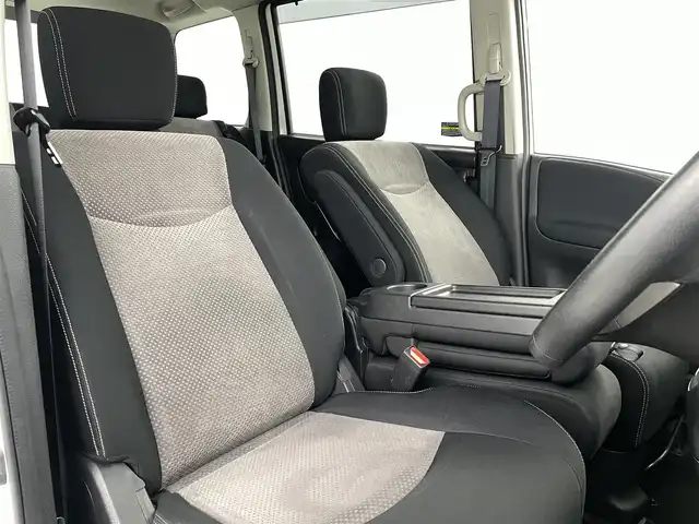 日産 セレナ ライダー BラインS HVAセーフ 福島県 2014(平26)年 6.4万km ブリリアントホワイトパール 衝突軽減/・車線逸脱警報/・踏み間違い防止/・クリアランスソナー/純正SDナビ/全方位カメラ/・バックカメラ/両側パワースライドドア/クルーズコントロール/LEDオートライト/・フォグライト/3列シート/・ロールサンシェード/・ウォークスルー/純正アルミホイール付きサマータイヤ/革ステアリング/・ステアリングリモコン/純正フロアマット/純正ドアバイザー/電動格納ミラー/・ウィンカーミラー/前後ドラレコ/ETC/アイドリングストップ/プッシュスタート/・スマートキー/・スペアキー