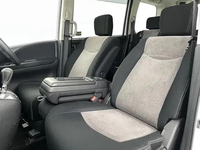 日産 セレナ ライダー BラインS HVAセーフ 福島県 2014(平26)年 6.4万km ブリリアントホワイトパール 衝突軽減/・車線逸脱警報/・踏み間違い防止/・クリアランスソナー/純正SDナビ/全方位カメラ/・バックカメラ/両側パワースライドドア/クルーズコントロール/LEDオートライト/・フォグライト/3列シート/・ロールサンシェード/・ウォークスルー/純正アルミホイール付きサマータイヤ/革ステアリング/・ステアリングリモコン/純正フロアマット/純正ドアバイザー/電動格納ミラー/・ウィンカーミラー/前後ドラレコ/ETC/アイドリングストップ/プッシュスタート/・スマートキー/・スペアキー