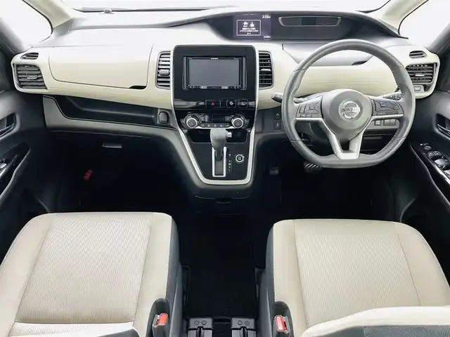 日産 セレナ ハイウェイスター G 福島県 2017(平29)年 5.2万km アズライトブルー エマージェンシーブレーキ/クルーズコントロール/車線逸脱警報/コーナーセンサー（前後）/駐車支援/標識検知/アラウンドビューモニター/社外ナビ/・フルセグTV/・BT.SD.CD/DVD.USB.iPod/両側パワースライド/ETC/プッシュスタート/LEDヘッドライト/スマートキー/ステアリングスイッチ/社外ドライブレコーダー/アイドリングストップ/純正AW/純正フロアマット