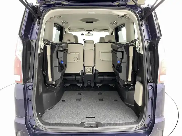 日産 セレナ ハイウェイスター G 福島県 2017(平29)年 5.2万km アズライトブルー エマージェンシーブレーキ/クルーズコントロール/車線逸脱警報/コーナーセンサー（前後）/駐車支援/標識検知/アラウンドビューモニター/社外ナビ/・フルセグTV/・BT.SD.CD/DVD.USB.iPod/両側パワースライド/ETC/プッシュスタート/LEDヘッドライト/スマートキー/ステアリングスイッチ/社外ドライブレコーダー/アイドリングストップ/純正AW/純正フロアマット