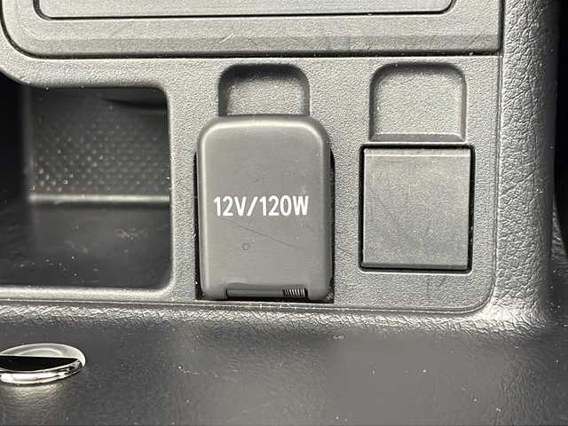 トヨタ ランドクルーザー プラド TX 千葉県 2020(令2)年 5.2万km ブラック 衝突軽減ブレーキ/オートマチックハイビーム/レーンキープアシスト/社外ナビ/（フルセグ/Bluetooth/FM/AM）/モデリスタエアロ/バックカメラ/電動格納ミラー/シートカバー/ＷＡＬＤアルミホイール/純正EGスターター