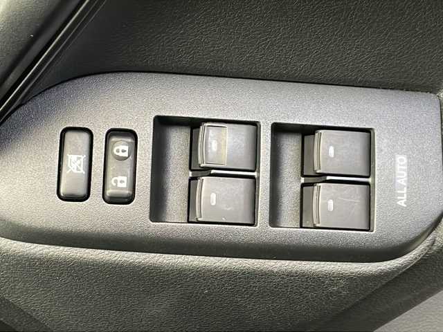 トヨタ ランドクルーザー プラド TX 千葉県 2020(令2)年 5.2万km ブラック 衝突軽減ブレーキ/オートマチックハイビーム/レーンキープアシスト/社外ナビ/（フルセグ/Bluetooth/FM/AM）/モデリスタエアロ/バックカメラ/電動格納ミラー/シートカバー/ＷＡＬＤアルミホイール/純正EGスターター