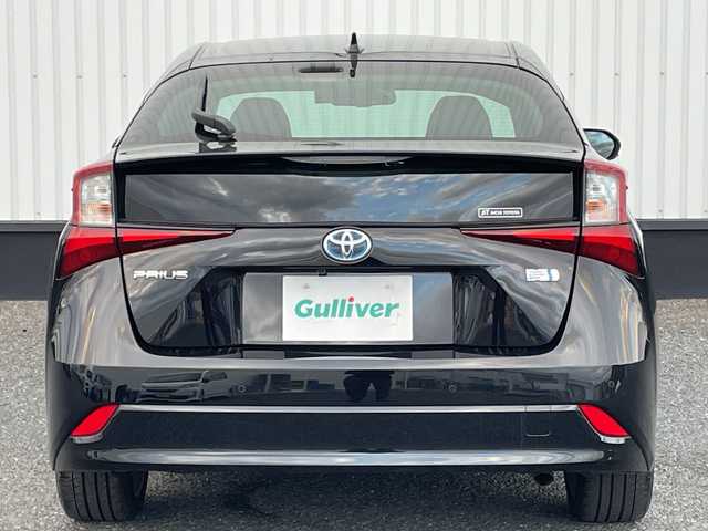 トヨタ プリウス A ツーリングセレクション 千葉県 2021(令3)年 3.1万km アティチュードブラックマイカ 10インチフローティングナビ/(フルセグTV/BT/CD/DVD/FM/AM)/ドライブレコーダー前後/ヘッドアップディスプレイ/ブラインドスポットモニター/パーキングアシスト/衝突被害軽減システム/車線逸脱警報/バックカメラ/追従式クルーズコントロール/レザーシート/横滑り防止装置/ETC/アイドリングストップ/LEDヘッドライト/フォグランプ/オートライト/ウィンカーミラー/電動格納ミラー/純正17インチAW/シートヒーター/エアシート/シートリフター/プッシュスタート/スマートキー/フロアマット/スペアキー/取扱説明書/保証書