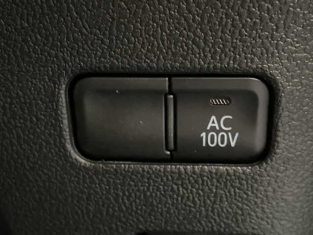 トヨタ プリウス A ツーリングセレクション 千葉県 2021(令3)年 3.1万km アティチュードブラックマイカ 10インチフローティングナビ/(フルセグTV/BT/CD/DVD/FM/AM)/ドライブレコーダー前後/ヘッドアップディスプレイ/ブラインドスポットモニター/パーキングアシスト/衝突被害軽減システム/車線逸脱警報/バックカメラ/追従式クルーズコントロール/レザーシート/横滑り防止装置/ETC/アイドリングストップ/LEDヘッドライト/フォグランプ/オートライト/ウィンカーミラー/電動格納ミラー/純正17インチAW/シートヒーター/エアシート/シートリフター/プッシュスタート/スマートキー/フロアマット/スペアキー/取扱説明書/保証書