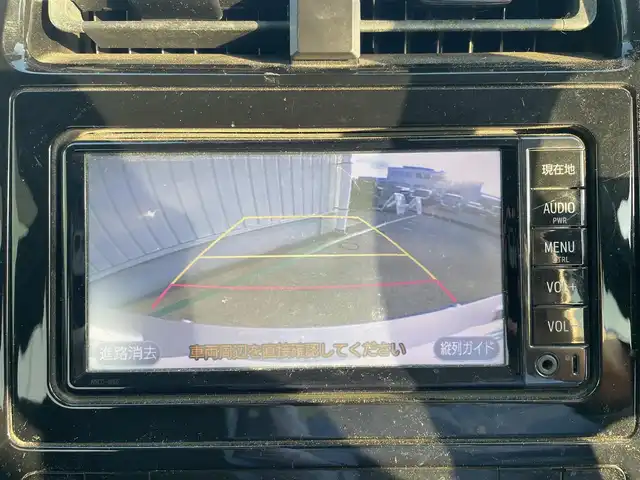 トヨタ プリウス 富山県 2017(平29)年 8.8万km スティールブロンドM 純正ナビ／/フルセグＴＶ／/Ｂｌｕｅｔｏｏｔｈ／/ＤＶＤ再生／/Ｂカメラ／/ビルトインＥＴＣ／/レーダークルーズコントロール／/レーンキープアシスト／/ドライブレコーダー／/ヘッドアップディスプレイ／/オートマチックハイビーム//LEDオートライト//LEDフォグライト