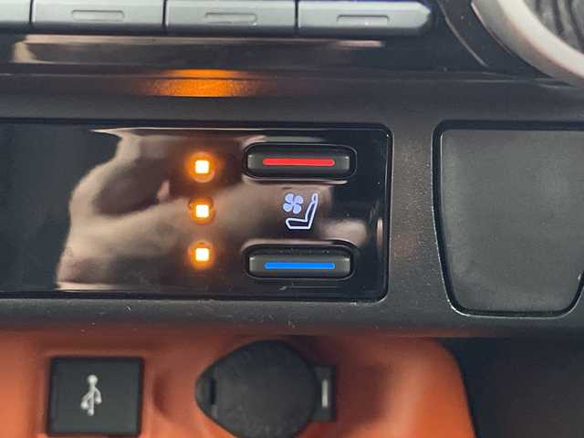 トヨタ ＲＡＶ４ アドベンチャー 群馬県 2020(令2)年 7.9万km アティチュードブラックマイカ ＪＡＯＳエアロ　純正９型ナビ　全周囲カメラ　ブラインドスポットモニター　アダプティブクルーズコントロール　電動リアゲート　ステアリングヒーター　シートヒーター　エアシート　ＥＴＣ　スマートキー　禁煙車