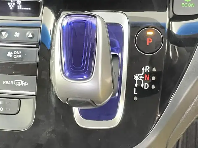 ホンダ フリード＋ ハイブリット EX 千葉県 2019(令1)年 6.5万km モダンスティールM 禁煙車/純正メモリナビ/　CD/DVD/BT/フルセグTV/両側パワースライドドア/ホンダセンシング/・衝突軽減ブレーキ〈CMBS〉/・誤発進抑制機能/・ACC〈アダプティブ・クルーズ・コントロール〉/・LKAS〈車線維持支援システム〉/・歩行者事故低減ステアリング/・路外逸脱抑制機能/・先行車発進お知らせ機能/・標識認識機能/バックカメラ/ビルトインETC/前席シートヒーター/プッシュスタート＆スマートキー/純正15インチアルミホイール/LEDヘッドライト/フォイグライト