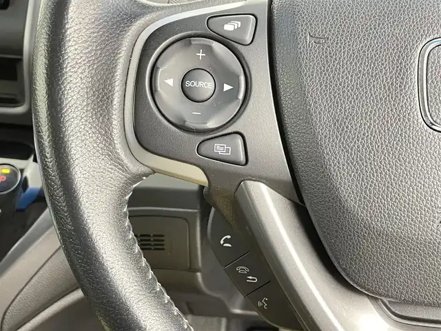 ホンダ フリード＋ ハイブリット EX 千葉県 2019(令1)年 6.5万km モダンスティールM 禁煙車/純正メモリナビ/　CD/DVD/BT/フルセグTV/両側パワースライドドア/ホンダセンシング/・衝突軽減ブレーキ〈CMBS〉/・誤発進抑制機能/・ACC〈アダプティブ・クルーズ・コントロール〉/・LKAS〈車線維持支援システム〉/・歩行者事故低減ステアリング/・路外逸脱抑制機能/・先行車発進お知らせ機能/・標識認識機能/バックカメラ/ビルトインETC/前席シートヒーター/プッシュスタート＆スマートキー/純正15インチアルミホイール/LEDヘッドライト/フォイグライト