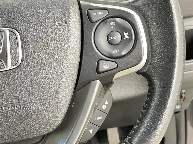 ホンダ フリード＋ ハイブリット EX 千葉県 2019(令1)年 6.5万km モダンスティールM 禁煙車/純正メモリナビ/　CD/DVD/BT/フルセグTV/両側パワースライドドア/ホンダセンシング/・衝突軽減ブレーキ〈CMBS〉/・誤発進抑制機能/・ACC〈アダプティブ・クルーズ・コントロール〉/・LKAS〈車線維持支援システム〉/・歩行者事故低減ステアリング/・路外逸脱抑制機能/・先行車発進お知らせ機能/・標識認識機能/バックカメラ/ビルトインETC/前席シートヒーター/プッシュスタート＆スマートキー/純正15インチアルミホイール/LEDヘッドライト/フォイグライト