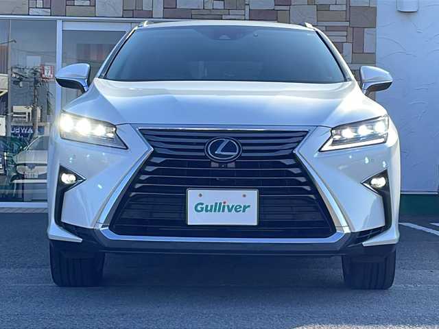 レクサス ＲＸ 450hL 徳島県 2018(平30)年 9.8万km ソニッククォーツ 純正ナビ/（Bluetooth/フルセグ/CD/DVD/AM/FM/SD/USB/AUX）/アラウンドビューモニター/黒革シート/レーダークルーズコントロール/1.2列目シートヒーター/シートベンチレーション（D+N席）/パワーシート（D+N席）/D席メモリー機能付き/ステアリングヒーター/パワーバックドア/ブラインドスポットモニター〔BSM〕/レーンキープアシスト〔LKA〕/クリアランスソナー/後席サンシェード/ヘッドアップディスプレイ〔HUD〕/三眼LEDヘッドライト/オートハイビーム/フォグライト/ドライブレコーダー/純正AW/純正フロアマット/ETC2.0/カードキー