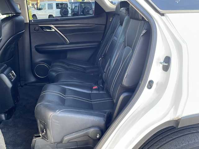 レクサス ＲＸ 450hL 徳島県 2018(平30)年 9.8万km ソニッククォーツ 純正ナビ/（Bluetooth/フルセグ/CD/DVD/AM/FM/SD/USB/AUX）/アラウンドビューモニター/黒革シート/レーダークルーズコントロール/1.2列目シートヒーター/シートベンチレーション（D+N席）/パワーシート（D+N席）/D席メモリー機能付き/ステアリングヒーター/パワーバックドア/ブラインドスポットモニター〔BSM〕/レーンキープアシスト〔LKA〕/クリアランスソナー/後席サンシェード/ヘッドアップディスプレイ〔HUD〕/三眼LEDヘッドライト/オートハイビーム/フォグライト/ドライブレコーダー/純正AW/純正フロアマット/ETC2.0/カードキー