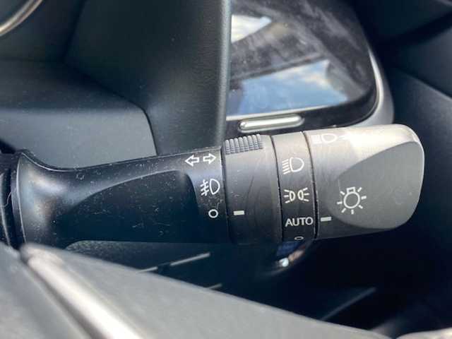 トヨタ ヴェルファイア Z ゴールデンアイズ 兵庫県 2020(令2)年 6.4万km ブラック 純正ナビ（Bluetooth/DVD）/・フルセグTV/バックカメラ/クリアランスソナー　/パーキングサポートブレーキ/衝突軽減システム/レーンアシスト/オートライト/ステアリングスイッチ/3列シート/ウォークスルー/オットマン/フリップダウンモニター/ECOモード/SOS機能/ビルトインETC