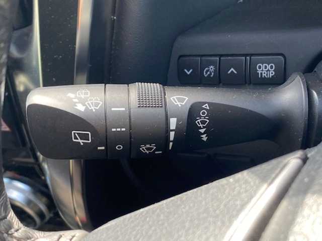 トヨタ ヴェルファイア Z ゴールデンアイズ 兵庫県 2020(令2)年 6.4万km ブラック 純正ナビ（Bluetooth/DVD）/・フルセグTV/バックカメラ/クリアランスソナー　/パーキングサポートブレーキ/衝突軽減システム/レーンアシスト/オートライト/ステアリングスイッチ/3列シート/ウォークスルー/オットマン/フリップダウンモニター/ECOモード/SOS機能/ビルトインETC