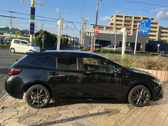 トヨタ カローラツーリング ダブルバイビー 静岡県 2020(令2)年 3.2万km ブラックマイカ ディスプレイオーディオ/バックカメラ/合皮レザーシート/シートヒーターD＋N席/ハンドルヒーター/ドライブレコーダー/追従ありクルーズコントロール/RSA/W＋サイドエアバッグ/カーテンエアバッグ/コーナーセンサー/ETC/LEDヘッドライト/フォグランプ/スマートキー/スペアキー×１/パーキングサポートブレーキ