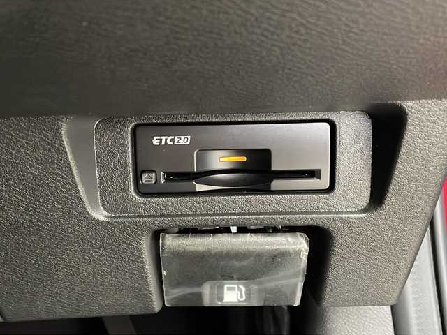 日産 オーラ ニスモ 栃木県 2023(令5)年 1.4万km ガーネットレッド/スーパーブラック 2トーン 純正ナビ　/（BT/フルセグ/Android Auto/AM/FM）/衝突軽減システム　/標識認識機能　/後退時車両検知警報　/横滑り防止　/レーダークルーズコントロール　/インテリジェントルームミラー　/ワイヤレス充電　/ＥＴＣ　/ドライブレコーダー/電動格納ミラー/純正アルミホイール/純正フロアマット/ステアリングスイッチ/プッシュスタート/スペアキー　/スマートキー