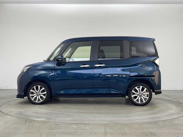 トヨタ タンク カスタムG－T 兵庫県 2017(平29)年 6.9万km レーザーブルークリスタルシャイン ・純正9インチナビ（NSZT-Y66T）/CD/DVD/SD/TV/Bluetooth/・バックカメラ/・ETC/・純正ドライブレコーダー/・クルーズコントロール/・スマートアシストII/衝突回避支援ブレーキ機能/衝突警報機能/車線逸脱警報機能/誤発進抑制制御機能/後方誤発進抑制制御機能/先行車発進お知らせ機能/・ＬＥＤヘッドライト/・オートライト/・フォグランプ/・両側パワースライドドア/・アイドリングストップ/・純正15インチアルミホイール/・純正フロアマット/・スマートキー/・プッシュスタート