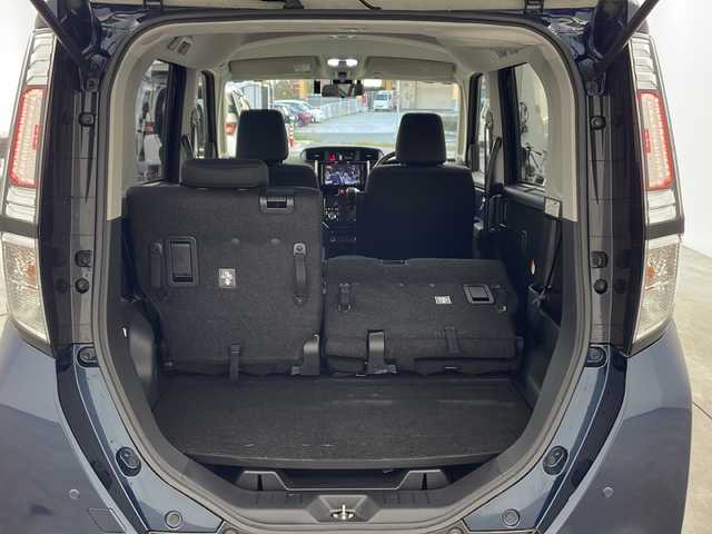 トヨタ タンク カスタムG－T 兵庫県 2017(平29)年 6.9万km レーザーブルークリスタルシャイン ・純正9インチナビ（NSZT-Y66T）/CD/DVD/SD/TV/Bluetooth/・バックカメラ/・ETC/・純正ドライブレコーダー/・クルーズコントロール/・スマートアシストII/衝突回避支援ブレーキ機能/衝突警報機能/車線逸脱警報機能/誤発進抑制制御機能/後方誤発進抑制制御機能/先行車発進お知らせ機能/・ＬＥＤヘッドライト/・オートライト/・フォグランプ/・両側パワースライドドア/・アイドリングストップ/・純正15インチアルミホイール/・純正フロアマット/・スマートキー/・プッシュスタート