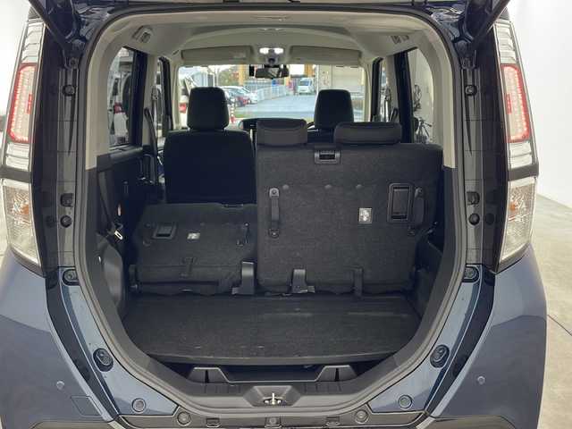 トヨタ タンク カスタムG－T 兵庫県 2017(平29)年 6.9万km レーザーブルークリスタルシャイン ・純正9インチナビ（NSZT-Y66T）/CD/DVD/SD/TV/Bluetooth/・バックカメラ/・ETC/・純正ドライブレコーダー/・クルーズコントロール/・スマートアシストII/衝突回避支援ブレーキ機能/衝突警報機能/車線逸脱警報機能/誤発進抑制制御機能/後方誤発進抑制制御機能/先行車発進お知らせ機能/・ＬＥＤヘッドライト/・オートライト/・フォグランプ/・両側パワースライドドア/・アイドリングストップ/・純正15インチアルミホイール/・純正フロアマット/・スマートキー/・プッシュスタート