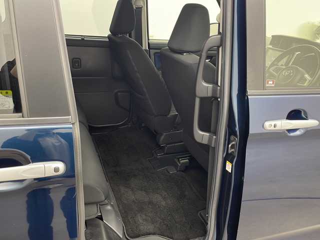 トヨタ タンク カスタムG－T 兵庫県 2017(平29)年 6.9万km レーザーブルークリスタルシャイン ・純正9インチナビ（NSZT-Y66T）/CD/DVD/SD/TV/Bluetooth/・バックカメラ/・ETC/・純正ドライブレコーダー/・クルーズコントロール/・スマートアシストII/衝突回避支援ブレーキ機能/衝突警報機能/車線逸脱警報機能/誤発進抑制制御機能/後方誤発進抑制制御機能/先行車発進お知らせ機能/・ＬＥＤヘッドライト/・オートライト/・フォグランプ/・両側パワースライドドア/・アイドリングストップ/・純正15インチアルミホイール/・純正フロアマット/・スマートキー/・プッシュスタート