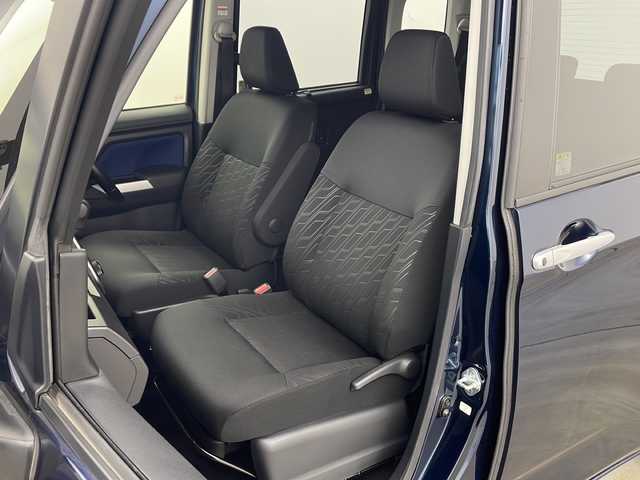 トヨタ タンク カスタムG－T 兵庫県 2017(平29)年 6.9万km レーザーブルークリスタルシャイン ・純正9インチナビ（NSZT-Y66T）/CD/DVD/SD/TV/Bluetooth/・バックカメラ/・ETC/・純正ドライブレコーダー/・クルーズコントロール/・スマートアシストII/衝突回避支援ブレーキ機能/衝突警報機能/車線逸脱警報機能/誤発進抑制制御機能/後方誤発進抑制制御機能/先行車発進お知らせ機能/・ＬＥＤヘッドライト/・オートライト/・フォグランプ/・両側パワースライドドア/・アイドリングストップ/・純正15インチアルミホイール/・純正フロアマット/・スマートキー/・プッシュスタート