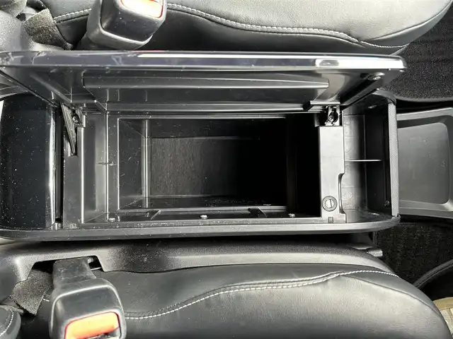 トヨタ ノア Si ダブルバイビー 愛知県 2018(平30)年 6.8万km ホワイトパールクリスタルシャイン スマートキー/プッシュスタート/アルパインナビ/フルセグTV/BT/バックカメラ/ETC/純正16インチAW/両側パワースライドドア/トヨタセーフティセンス/クルーズコントロール/ドライブレコーダー（SD無し）/ハーフレザーシート/純正フロアマット/純正ドアバイザー/取説、保証書