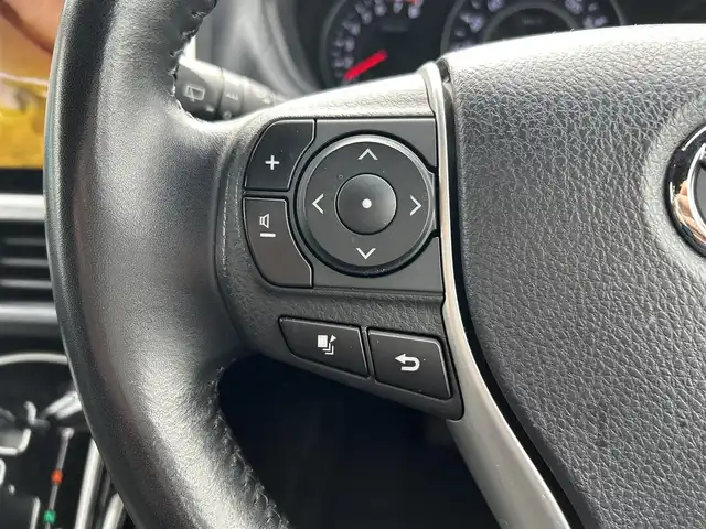 トヨタ ノア Si ダブルバイビー 愛知県 2018(平30)年 6.8万km ホワイトパールクリスタルシャイン スマートキー/プッシュスタート/アルパインナビ/フルセグTV/BT/バックカメラ/ETC/純正16インチAW/両側パワースライドドア/トヨタセーフティセンス/クルーズコントロール/ドライブレコーダー（SD無し）/ハーフレザーシート/純正フロアマット/純正ドアバイザー/取説、保証書