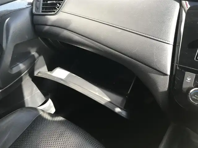 日産 エクストレイル 20Xi 富山県 2020(令2)年 8.2万km ブリリアントホワイトパール 4WD/純正ナビ/フルセグTV/Bluetooth/全周囲カメラ/ドライブレコーダー/デジタルインナーミラー/プロパイロット/エマージェンシーブレーキ/コーナーセンサー/レーンキープアシスト/レーダークルーズコントロール/パワーシート/電動リアゲート/シートヒーター/ETC