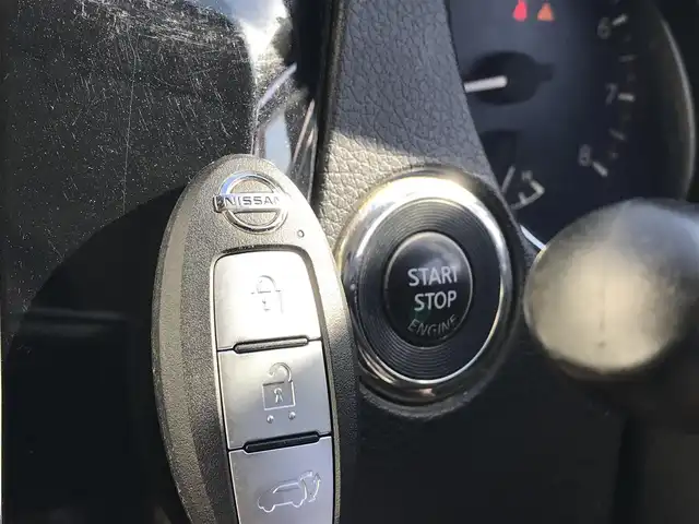 日産 エクストレイル 20Xi 富山県 2020(令2)年 8.2万km ブリリアントホワイトパール 4WD/純正ナビ/フルセグTV/Bluetooth/全周囲カメラ/ドライブレコーダー/デジタルインナーミラー/プロパイロット/エマージェンシーブレーキ/コーナーセンサー/レーンキープアシスト/レーダークルーズコントロール/パワーシート/電動リアゲート/シートヒーター/ETC