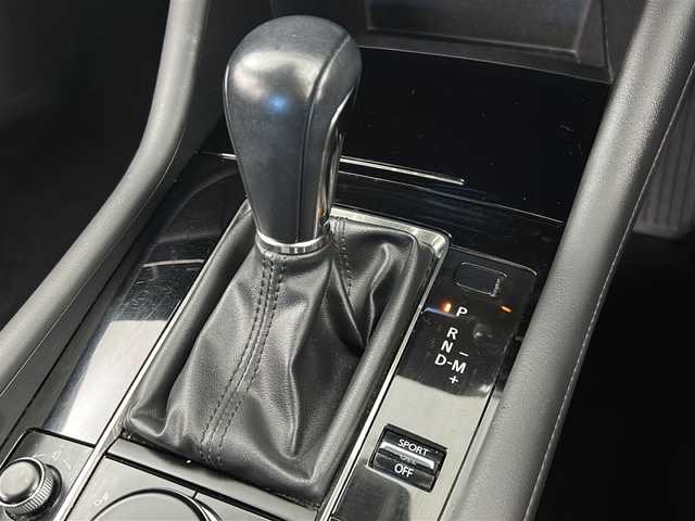 マツダ マツダ３セダン 宮城県 2019(令1)年 6.4万km ジェットブラックマイカ 禁煙車/i-ACTIVSENSE/・スマートブレーキサポート/・ブラインドスポットモニター/・アダプティブLEDヘッドライト/・クルージング＆トラフィックサポート/・マツダレーダークルーズコントロール/・レーンキープアシストシステム/・アイストップ/・トラクションコントロールシステム/ヘッドアップディスプレイ/マツダコネクトナビ/（BT.AM.FM.CD.DVD.USB.HDMI）/全周囲カメラ/フルセグテレビ/電動パーキングブレーキ/AUTOHOLD/ETC/前席シートヒーター/運転席パワーシート/シートメモリー/ステアリングヒーター/パドルシフト/革巻きステアリング/ステアリングスイッチ/プッシュスタート/スマートキー/純正18インチアルミホイール/LEDヘッドライト