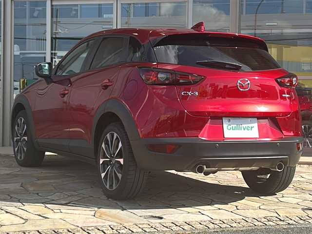 マツダ ＣＸ－３ 15S ツーリング 静岡県 2023(令5)年 2.1万km ソウルレッドクリスタルM 純正ナビ（FM AM aha Stitcher Bluetooth USB CD AUX DVD フルセグTV）/全方位カメラ/バックカメラ/ドライブレコーダー/MTモード付きAT/BSM/電動パーキング/オートホールド/ステアリングリモコン/前後コーナーセンサー/純正アルミホイール/W＋サイドエアバッグ/カーテンエアバッグ/LEDヘッドライト/スマートキー/スペアキー×１/プッシュスタート