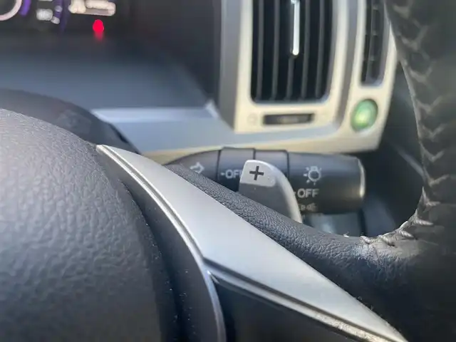 ホンダ ステップワゴン スパーダ Z クールスピリット 千葉県 2013(平25)年 9.5万km プレミアムスパークルブラックパール (株)IDOMが運営する【じしゃロン八千代店】の自社ローン対象車両になります。こちらは現金またはオートローンご利用時の価格です。自社ローンご希望の方は別途その旨お申付け下さい。/純正ナビ（VXM-135VFNi）/ビルトインETC/バックカメラ/クルーズコントロール/ステアリングリモコン/パドルシフト/両側パワースライドドア/純正アルミホイール/ドアバイザー/ウインカーミラー/フォグランプ/オートライト