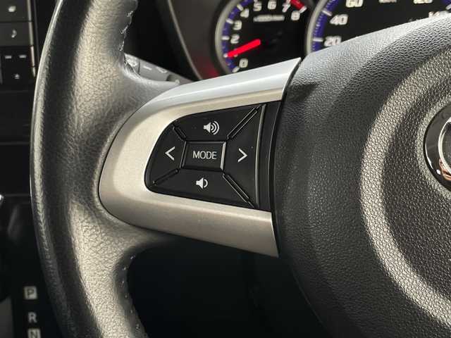 ダイハツ トール カスタムG リミテッド SAⅢ 千葉県 2019(令1)年 4.3万km レーザーブルークリスタルシャイン 純正メモリナビ/(フルセグTV/BT/CD/DVD/FM/AM)/全周囲カメラ/ナビ連動ドライブレコーダー前後/衝突被害軽減システム/車線逸脱警報/クルーズコントロール/両側パワースライドドア/横滑り防止装置/ビルトインETC/アイドリングストップ/LEDヘッドライト/フォグランプ/オートライト/ウィンカーミラー/電動格納ミラー/純正14インチAW/シートヒーター/シートリフター/プッシュスタート/スマートキー/フロアマット