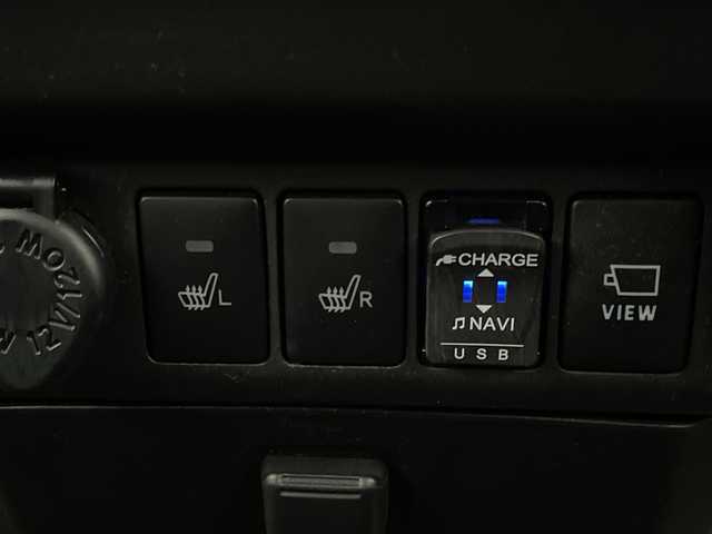 ダイハツ トール カスタムG リミテッド SAⅢ 千葉県 2019(令1)年 4.3万km レーザーブルークリスタルシャイン 純正メモリナビ/(フルセグTV/BT/CD/DVD/FM/AM)/全周囲カメラ/ナビ連動ドライブレコーダー前後/衝突被害軽減システム/車線逸脱警報/クルーズコントロール/両側パワースライドドア/横滑り防止装置/ビルトインETC/アイドリングストップ/LEDヘッドライト/フォグランプ/オートライト/ウィンカーミラー/電動格納ミラー/純正14インチAW/シートヒーター/シートリフター/プッシュスタート/スマートキー/フロアマット