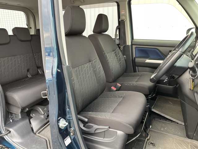 ダイハツ トール カスタムG リミテッド SAⅢ 千葉県 2019(令1)年 4.3万km レーザーブルークリスタルシャイン 純正メモリナビ/(フルセグTV/BT/CD/DVD/FM/AM)/全周囲カメラ/ナビ連動ドライブレコーダー前後/衝突被害軽減システム/車線逸脱警報/クルーズコントロール/両側パワースライドドア/横滑り防止装置/ビルトインETC/アイドリングストップ/LEDヘッドライト/フォグランプ/オートライト/ウィンカーミラー/電動格納ミラー/純正14インチAW/シートヒーター/シートリフター/プッシュスタート/スマートキー/フロアマット