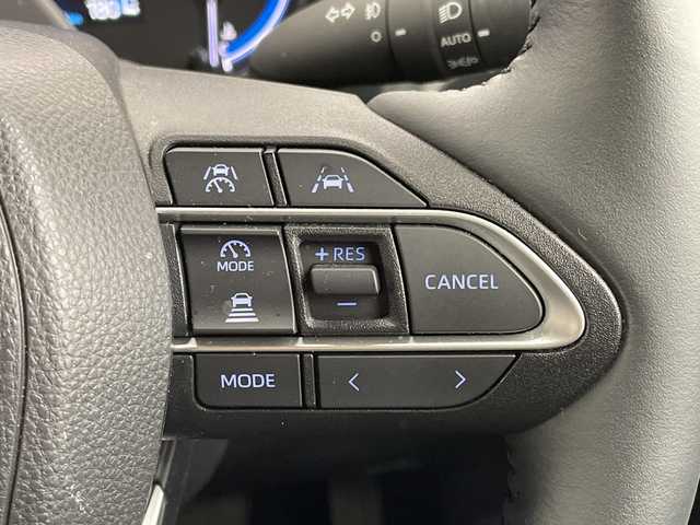 トヨタ ノア ハイブリッド S－Z 栃木県 2025(令7)年 0.3万km ホワイトパールクリスタルシャイン 純正ディスプレイオーディオ/（Bluetooth/USB）/全方位カメラ/モデリスタフルエアロ/トヨタセーフティセンス/プラインドスポットモニター/前後コーナーセンサー/ビルトインETC/両側パワースライドドア/ハーフレザーシート/シートヒーター/オートライト/LEDヘッドライト/AC100V電源/スマートキー/プッシュスタート/革巻きステアリング/ウインカーミラー/電動格納ミラー/純正アルミホイール/純正フロアマット