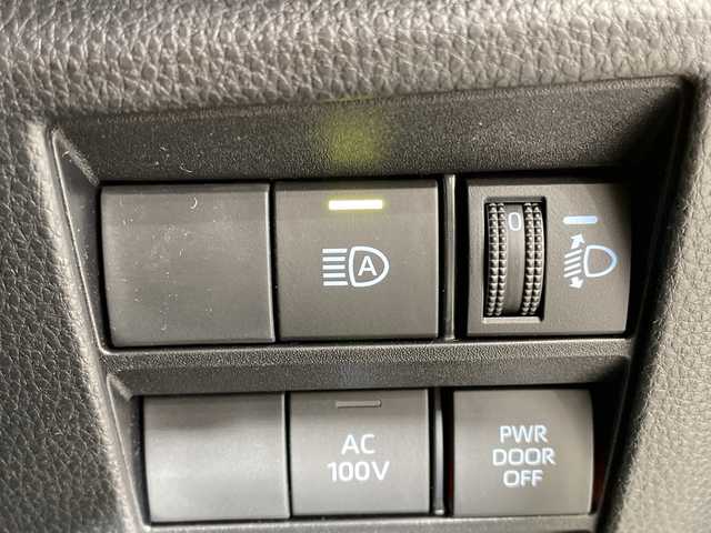 トヨタ ノア ハイブリッド S－Z 栃木県 2025(令7)年 0.3万km ホワイトパールクリスタルシャイン 純正ディスプレイオーディオ/（Bluetooth/USB）/全方位カメラ/モデリスタフルエアロ/トヨタセーフティセンス/プラインドスポットモニター/前後コーナーセンサー/ビルトインETC/両側パワースライドドア/ハーフレザーシート/シートヒーター/オートライト/LEDヘッドライト/AC100V電源/スマートキー/プッシュスタート/革巻きステアリング/ウインカーミラー/電動格納ミラー/純正アルミホイール/純正フロアマット