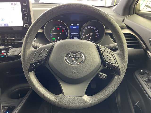 トヨタ Ｃ－ＨＲ S 岐阜県 2021(令3)年 2.9万km オキサイドブロンズM 純正ディスプレイオーディオ/ナビ/AM FM/USB/Miracast/Bluetooth /パノラミックビューモニター/ステアリングリモコン/LEDヘッドライト/オートライト/オートハイビーム/ヘッドライトレベライザー/純正前方ドライブレコーダー/純正ビルトインETC/トヨタセーフティセンス/レーダークルーズコントロール/車線はみ出し警報/車線維持支援機能/ふらつき検知機能/横滑り防止装置/コーナーセンサー/衝突被害軽減機能/先行車発信告知機能/速度標識認識機能