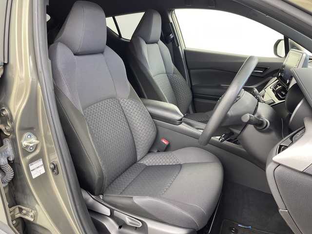 トヨタ Ｃ－ＨＲ S 岐阜県 2021(令3)年 2.9万km オキサイドブロンズM 純正ディスプレイオーディオ/ナビ/AM FM/USB/Miracast/Bluetooth /パノラミックビューモニター/ステアリングリモコン/LEDヘッドライト/オートライト/オートハイビーム/ヘッドライトレベライザー/純正前方ドライブレコーダー/純正ビルトインETC/トヨタセーフティセンス/レーダークルーズコントロール/車線はみ出し警報/車線維持支援機能/ふらつき検知機能/横滑り防止装置/コーナーセンサー/衝突被害軽減機能/先行車発信告知機能/速度標識認識機能