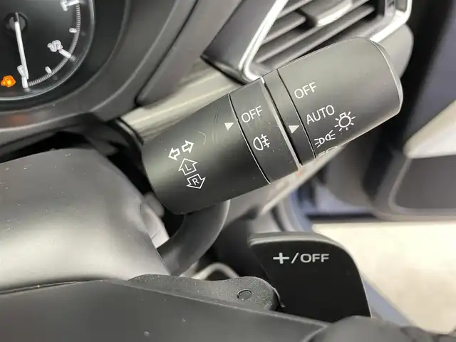 マツダ ＣＸ－５ XD Lパッケージ 富山県 2022(令4)年 2.2万km ポリメタルグレーM 4WD/純正ナビ（AM/FM/SD/USB/BT）/フルセグTV/アラウンドビューモニター/ヘッドアップディスプレイ/衝突被害軽減ブレーキ/アダプティブクルーズコントロール/レーンキープアシスト/ブラインドスポットモニター/コーナーセンサー前後/オートLEDヘッドライト/電動リアゲート/白革シート/前席シートヒーター/前席パワーシート/スマートキー/プッシュスタート/パドルシフト/純正フロアマット/アイドリングストップ/保証書