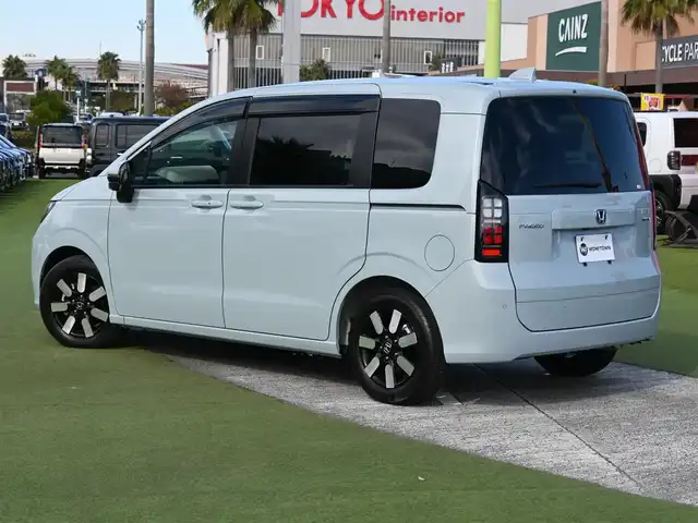 ホンダ フリード ハイブリット e:HEV AIR EX 千葉県 2024(令6)年 0.8万km フィヨルドミストパール ホンダセンシング/・衝突軽減ブレーキ（CMBS）/・車線維持支援システム（LKAS）/・アダプティブクルーズコントロール（ACC）/・誤発進抑制機能/・後方誤発進抑制機能/・ブラインドスポットインフォメーション/両側パワースライドドア/ハーフレザーシート/前席シートヒーター/11.4インチホンダコネクトナビ/地デジTV/【DVD/CD再生機能　Bluetooth接続】/マルチビューカメラシステム/ドライブレコーダー（前後撮影）【DRH-254SF】/ステアリングスイッチ/ETC（2.0）/LEDヘッドライト/ウインカーミラー/コーナーセンサー/純正15インチアルミホイル/サイド/カーテンエアバッグ/Honda スマートキー