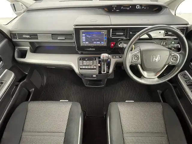 ホンダ ステップワゴン 福島県 2016(平28)年 4.9万km プレミアムスパークルブラックパール ホンダセンシング/・衝突軽減ブレーキ（CMBS）/・誤発進抑制機能/・アダプティブクルーズコントロール（ACC）/・車線維持支援システムシステム（LKAS）/純正ナビ　/型式:VXM-174VFXi/【CD/DVD/FM/AM/BT/フルセグＴＶ】/・バックカメラ/・ＥＴＣ/・ドライブレコーダー/両側パワースライドドア/わくわくゲート/LEDヘッドライト/スマートキー/・プッシュスタート/純正フロアマット/アイドリングストップ
