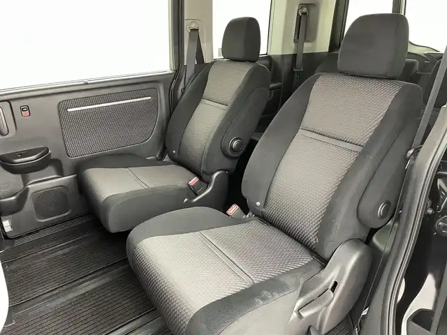 ホンダ ステップワゴン 福島県 2016(平28)年 4.9万km プレミアムスパークルブラックパール ホンダセンシング/・衝突軽減ブレーキ（CMBS）/・誤発進抑制機能/・アダプティブクルーズコントロール（ACC）/・車線維持支援システムシステム（LKAS）/純正ナビ　/型式:VXM-174VFXi/【CD/DVD/FM/AM/BT/フルセグＴＶ】/・バックカメラ/・ＥＴＣ/・ドライブレコーダー/両側パワースライドドア/わくわくゲート/LEDヘッドライト/スマートキー/・プッシュスタート/純正フロアマット/アイドリングストップ