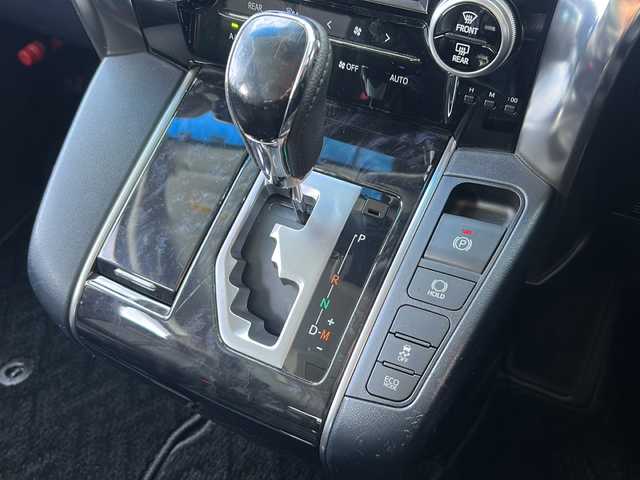 トヨタ ヴェルファイア Z 広島県 2018(平30)年 8.2万km ホワイトパールクリスタルシャイン 禁煙/純正9インチナビ/CD/DVD/DTV/Bluetooth/バックカメラ/純正フリップダウンモニター/F/S/Rエアロ/レーダークルーズコントロール/両側パワースライドドア/LDA/LEDオートライト/オートマチックハイビーム/クリアランスソナー/ビルトインETC/ドライブレコーダー/スマートキー/プッシュスタート/フロアマット/純正ドアバイザー/純正アルミホイール