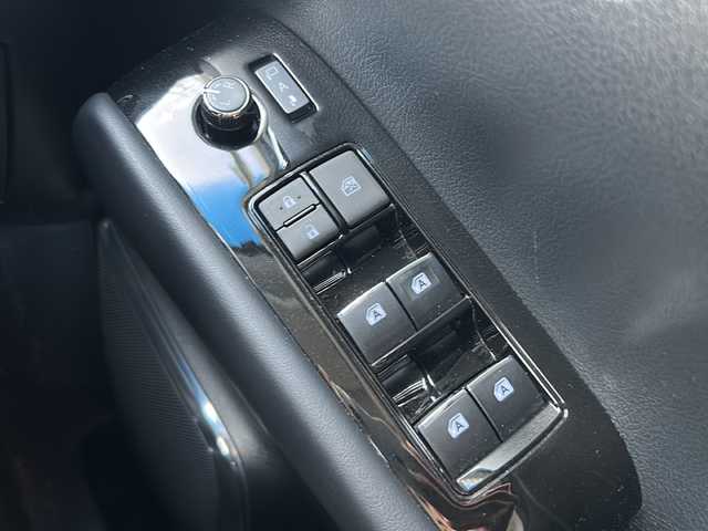 トヨタ アルファード S Cパッケージ 愛媛県 2019(令1)年 4.5万km ホワイトパールクリスタルシャイン 純正ナビ/Bluetooth/CD/DVD/USB/SD/フルセグ/ワンオーナー/ドライブレコーダー/純正フリップダウンモニター/両側パワースライドドア/パワーバックドア/ビルトインETC/純正フロアマット/純正18インチAW/LEDヘッドライト/オートライト/スペアキー/スマートキー/保証書/取扱説明書