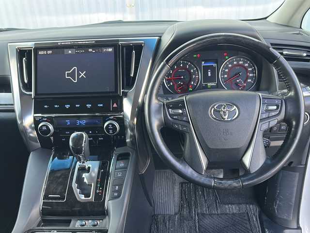 トヨタ アルファード S Cパッケージ 愛媛県 2019(令1)年 4.5万km ホワイトパールクリスタルシャイン 純正ナビ/Bluetooth/CD/DVD/USB/SD/フルセグ/ワンオーナー/ドライブレコーダー/純正フリップダウンモニター/両側パワースライドドア/パワーバックドア/ビルトインETC/純正フロアマット/純正18インチAW/LEDヘッドライト/オートライト/スペアキー/スマートキー/保証書/取扱説明書