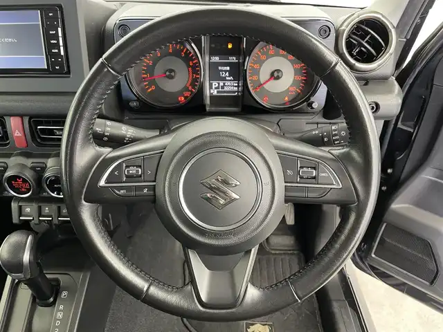 スズキ ジムニー シエラ JC 富山県 2020(令2)年 3.3万km ブルーイッシュブラックパール3 社外ナビ（AM/FM/DVD/BT/フルセグ）/バックカメラ/D/N席シートヒーター/衝突被害軽減システム/クルーズコントロール/レーンキープアシスト/純正アルミホイール/純正フロアマット/オートLEDライト/フォグライト/革巻きステアリング/ステアリングスイッチ/スマートキー