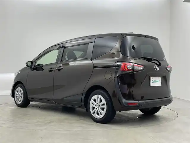 トヨタ シエンタ G クエロ 埼玉県 2019(令1)年 2万km ヴィンテージブラウンパールクリスタルシャイン 純正ナビ　パノラミックビューモニター　ＥＴＣ　前後ドライブレコーダー　セーフティセンス　ステアリングスイッチ　コーナーセンサー　プッシュスタート　スマートキー　オートハイビーム　ＬＥＤライト　地デジ