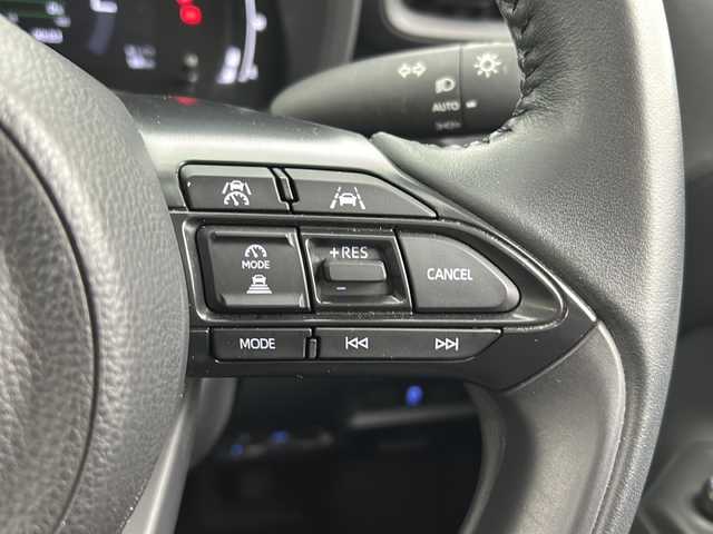 トヨタ シエンタ ハイブリッド Z 宮城県 2022(令4)年 2.4万km ホワイトパールクリスタルシャイン 禁煙車/4WD/両側パワースライドドア/Toyota Safety Sense	/・プリクラッシュセーフティ		/・レーントレーシングアシスト		/・レーダークルーズコントロール/・オートマチックハイビーム/・リヤクロストラフィックアラート/・パーキングサポートブレーキ/・クリアランスソナー/・ブラインドスポットモニター/純正ディスプレイオーディオ/・BT.USB.Miracast/バックカメラ/革巻きステアリング/ステアリングスイッチ/LEDヘッドライト/アイドリングストップ/横滑り防止機能/プッシュスタート/スマートキー/AC100V/ロールサンシェード/純正フロアマッド/純正15インチスチールホイール