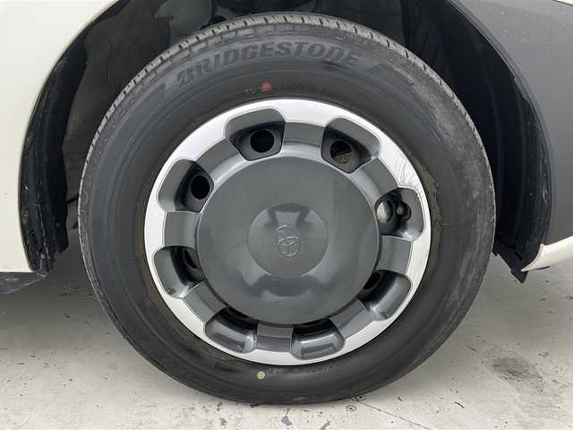 トヨタ シエンタ ハイブリッド Z 宮城県 2022(令4)年 2.4万km ホワイトパールクリスタルシャイン 禁煙車/4WD/両側パワースライドドア/Toyota Safety Sense	/・プリクラッシュセーフティ		/・レーントレーシングアシスト		/・レーダークルーズコントロール/・オートマチックハイビーム/・リヤクロストラフィックアラート/・パーキングサポートブレーキ/・クリアランスソナー/・ブラインドスポットモニター/純正ディスプレイオーディオ/・BT.USB.Miracast/バックカメラ/革巻きステアリング/ステアリングスイッチ/LEDヘッドライト/アイドリングストップ/横滑り防止機能/プッシュスタート/スマートキー/AC100V/ロールサンシェード/純正フロアマッド/純正15インチスチールホイール